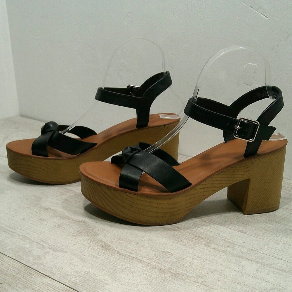 Universal Thread Platform Heels Chunky Faux Leath… - image 3